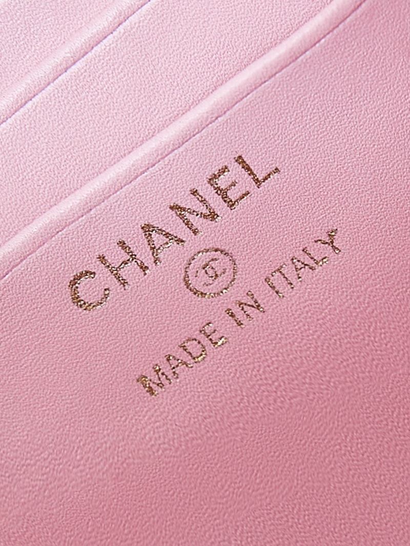 Ch**el cosmetic bags